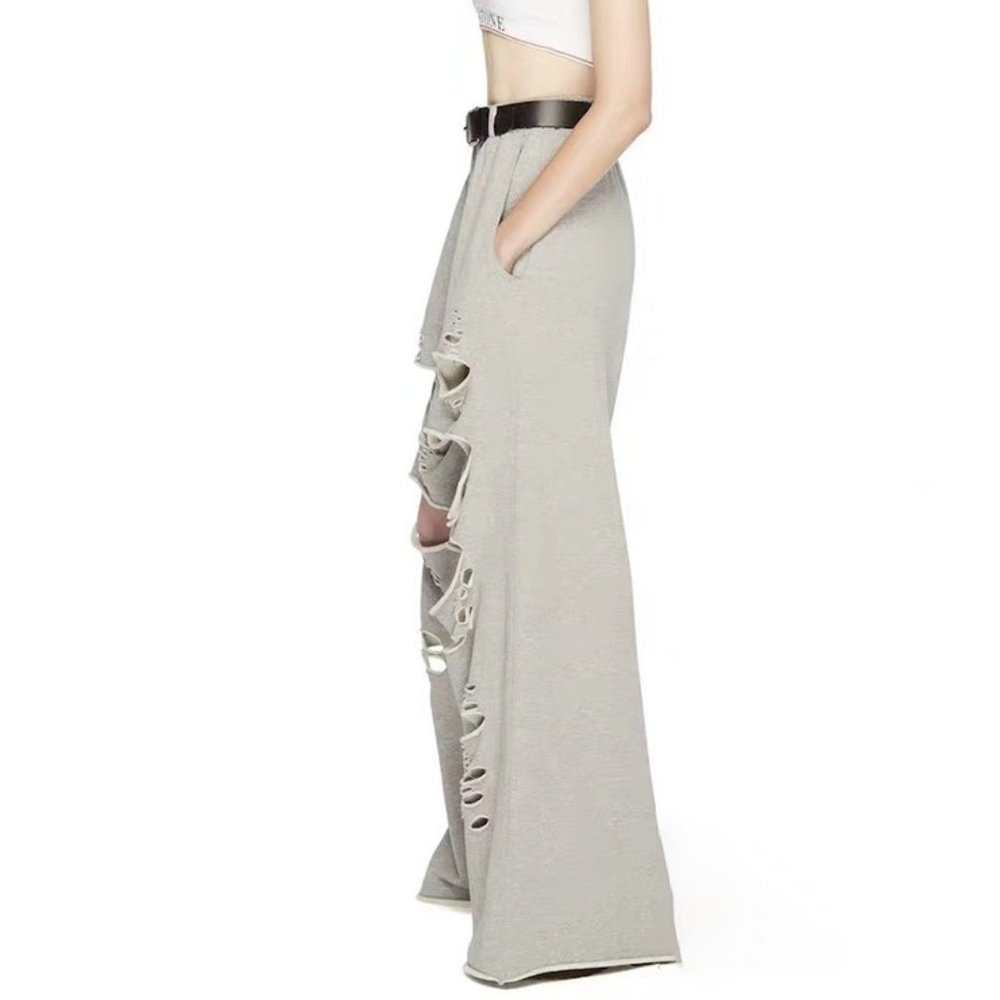 Cut Out Raw Edge Sweat Pants - Picture 2 of 7